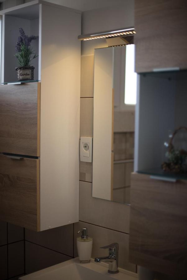 Apartment Danijela Шибеник Экстерьер фото