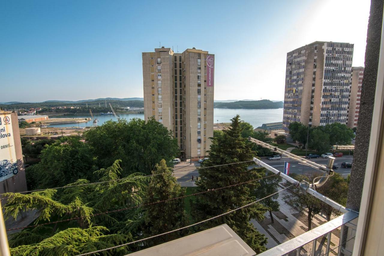 Apartment Danijela Шибеник Экстерьер фото